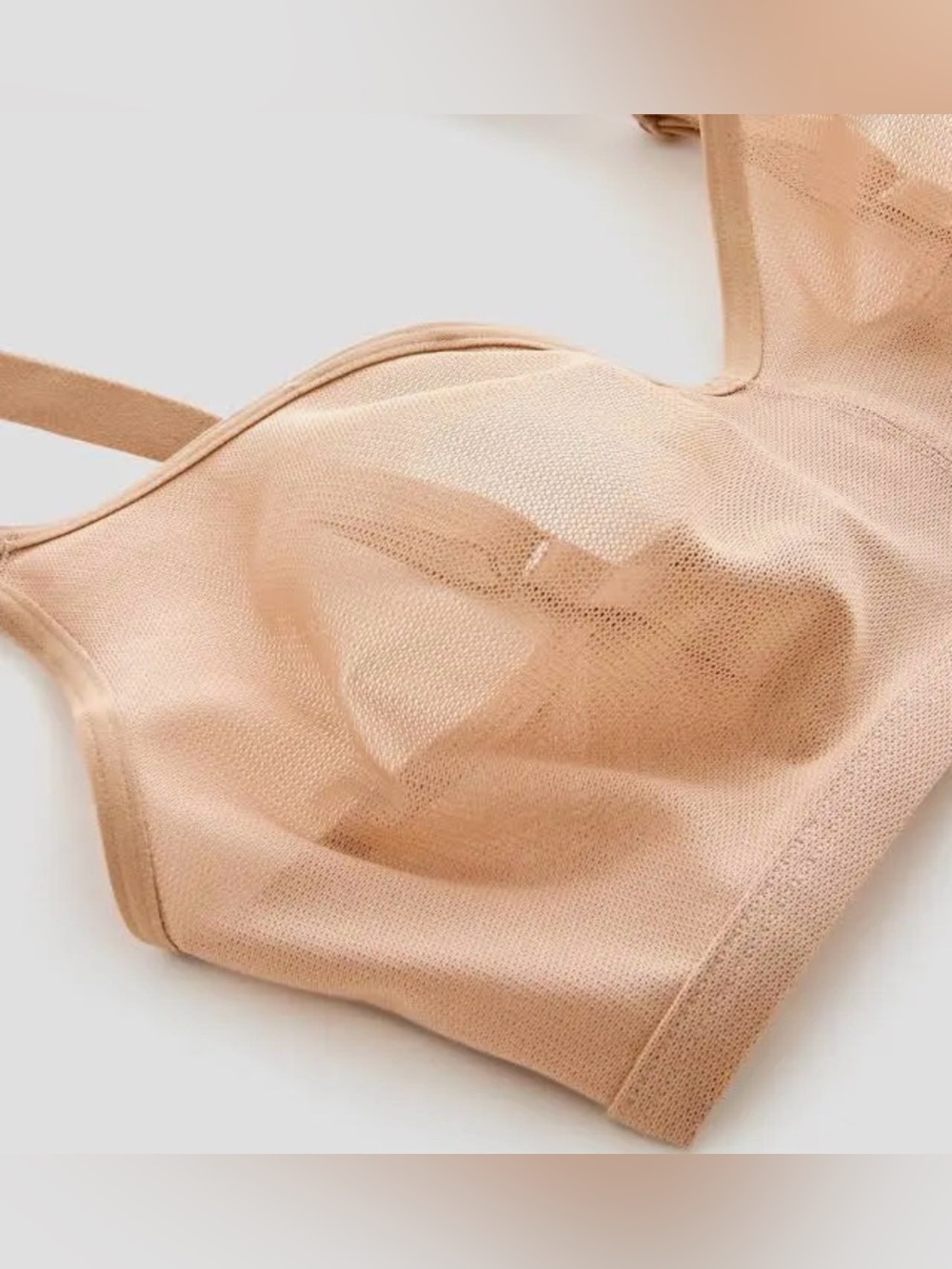 Quince Women's Belgian Mesh Sheer
Bralette M - Picture 2 of 5